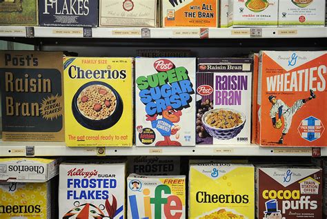 history of cereal boxes